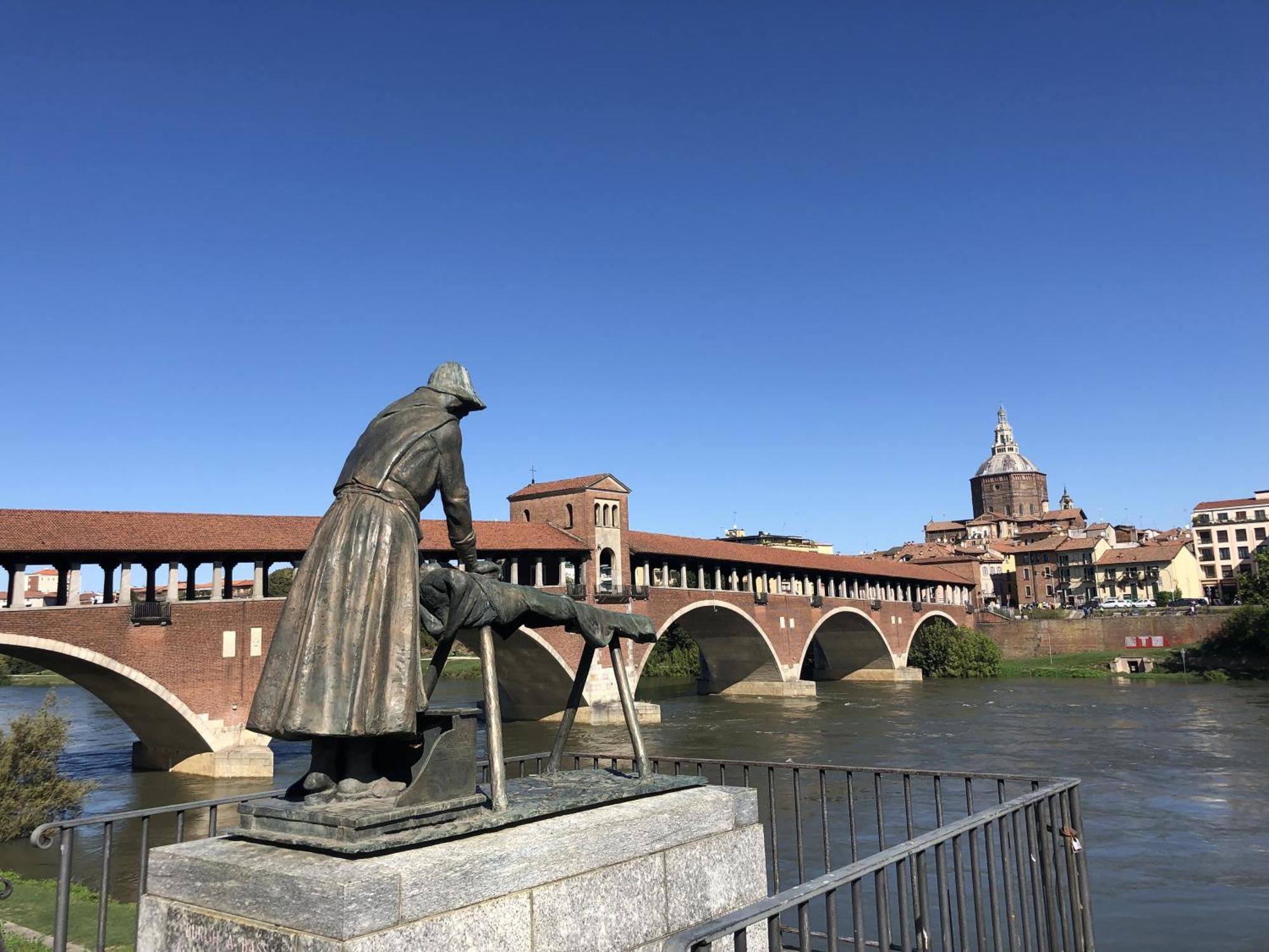 L' Appartamento Del Borgo - Parcheggio Riservato Pavia Esterno foto