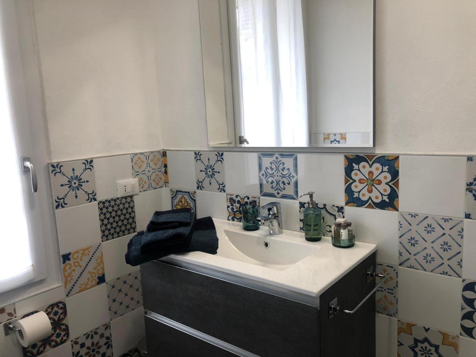 L' Appartamento Del Borgo - Parcheggio Riservato Pavia Esterno foto